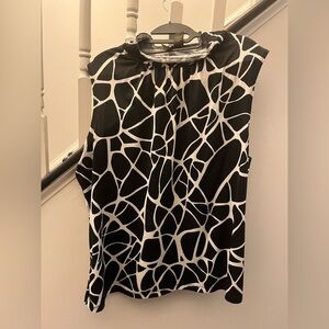 Black and White Mock Neck Sleeveless Top